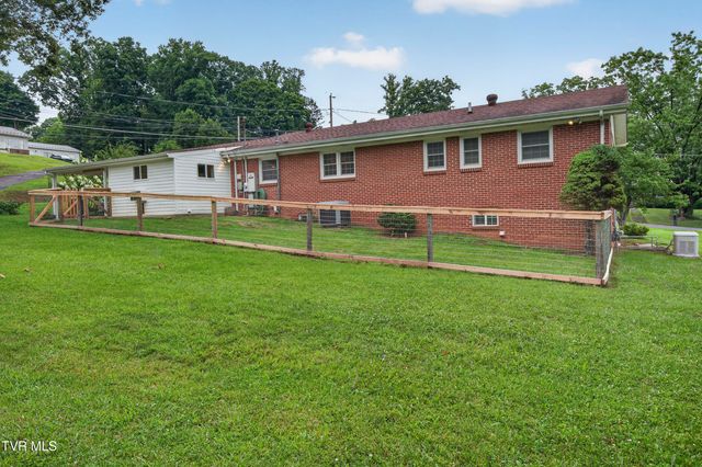 379 Northeast Morningside Lane, Abingdon, VA 24210