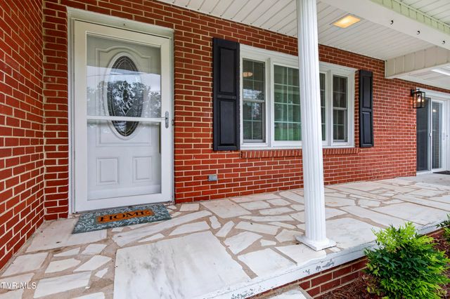 379 Northeast Morningside Lane, Abingdon, VA 24210
