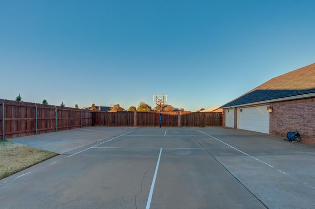 5404 152nd Street, Lubbock, TX 79424