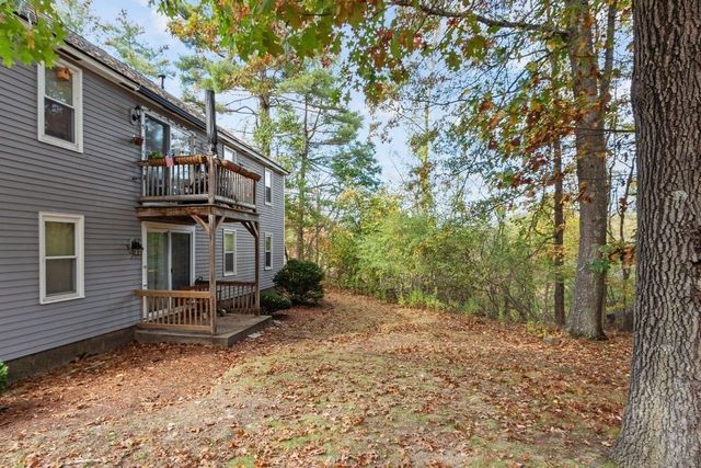 49 Lantern Ln 8, Dracut, MA 01826