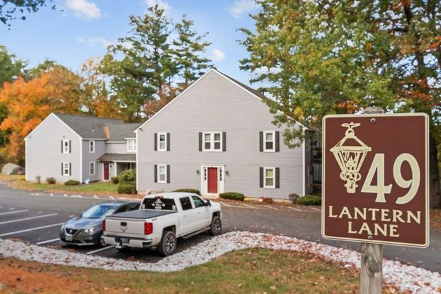 49 Lantern Ln 8, Dracut, MA 01826