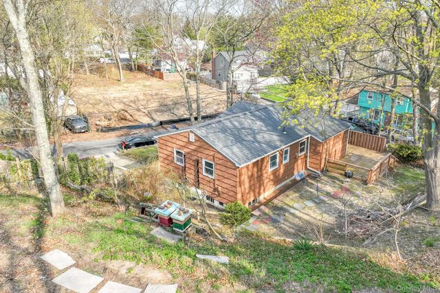 71 Rosewood Road, Rocky Point, NY 11778