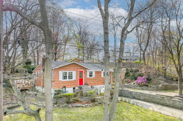 71 Rosewood Road, Rocky Point, NY 11778