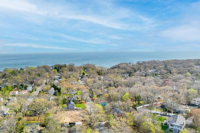 71 Rosewood Road, Rocky Point, NY 11778
