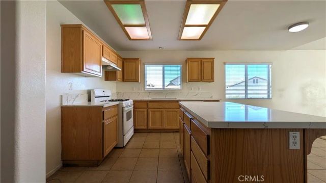 13289 Buckwood Court, Victorville, CA 92392