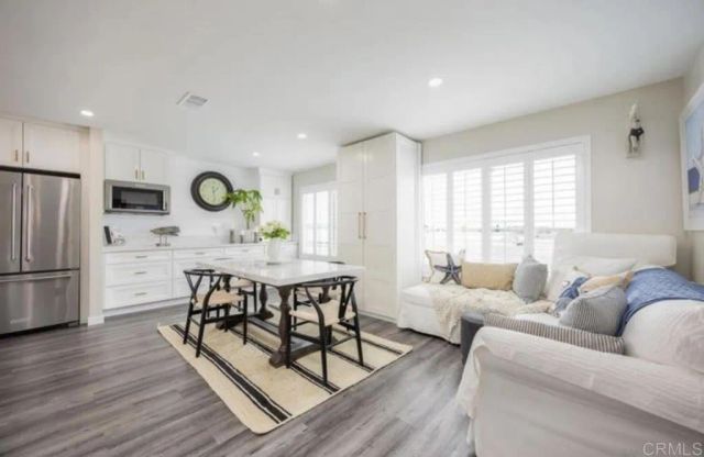 157 Horizon Ln., Oceanside, CA 92056