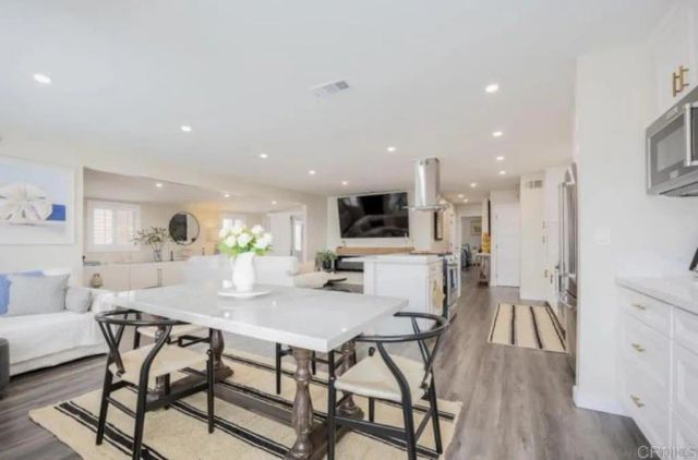 157 Horizon Ln., Oceanside, CA 92056