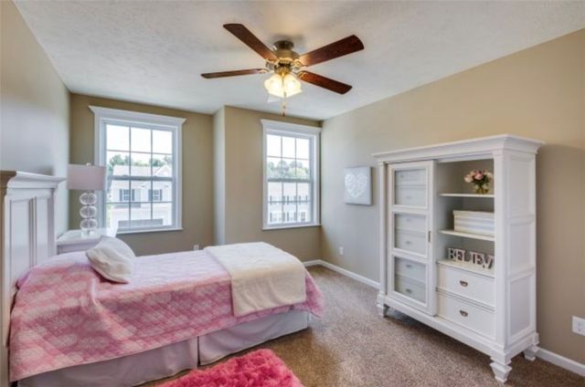 307 Champions Way, Chartiers City, PA 15071