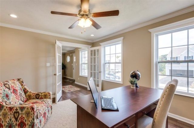 307 Champions Way, Chartiers City, PA 15071