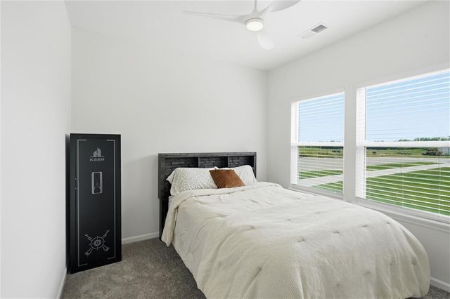 1315 NE Redwood Court, Oak Grove, MO 64075