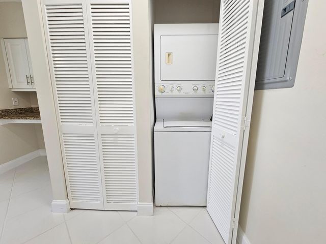 19235 Sabal Lake Drive, Boca Raton, FL 33434