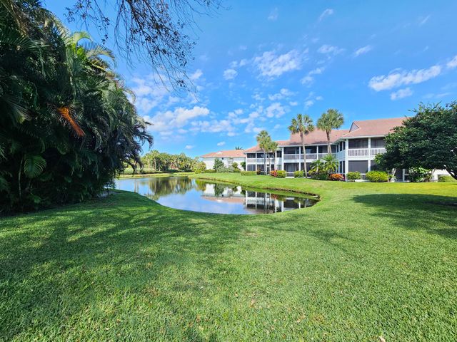 19235 Sabal Lake Drive, Boca Raton, FL 33434