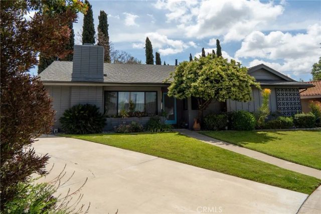 1304 E Carleton Avenue, Orange, CA 92867