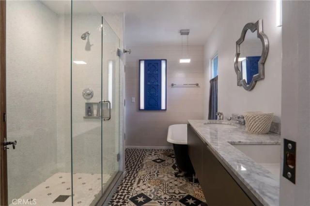 1304 E Carleton Avenue, Orange, CA 92867