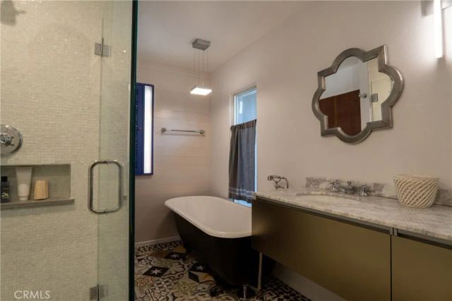 1304 E Carleton Avenue, Orange, CA 92867