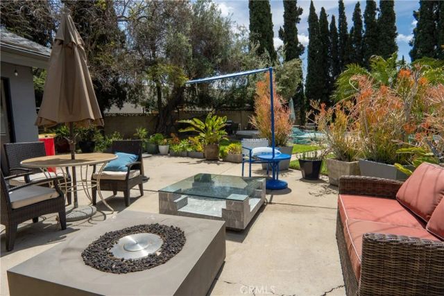 1304 E Carleton Avenue, Orange, CA 92867