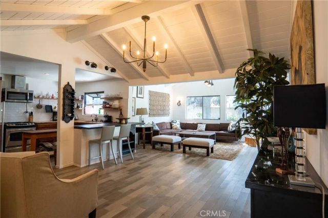 1304 E Carleton Avenue, Orange, CA 92867