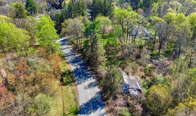 126 Meriden Rd, Rockaway Twp., NJ 07866