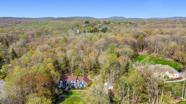 126 Meriden Rd, Rockaway Twp., NJ 07866