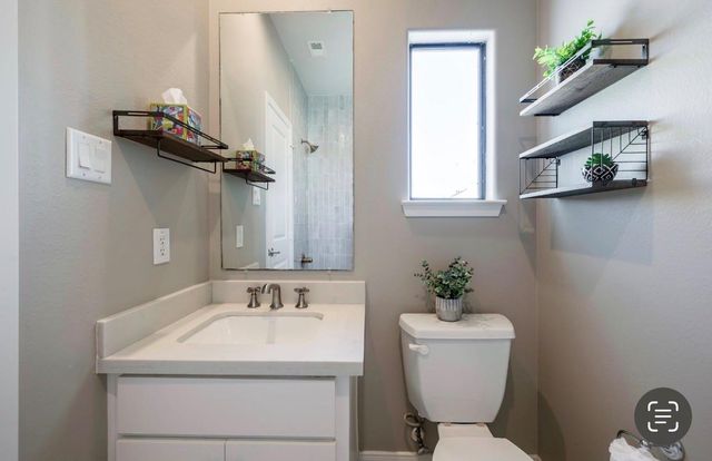 4317 Blossom Street B, Houston, TX 77007