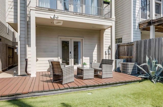 4317 Blossom Street B, Houston, TX 77007