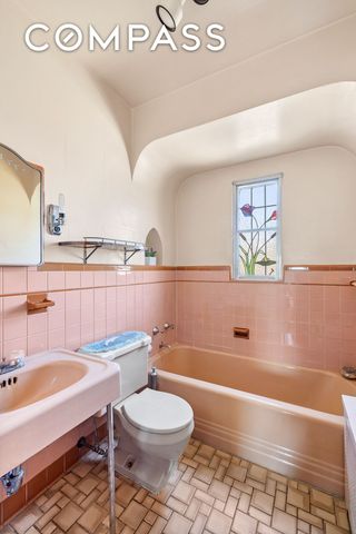 77-09 82nd Street, New York City, NY 11385