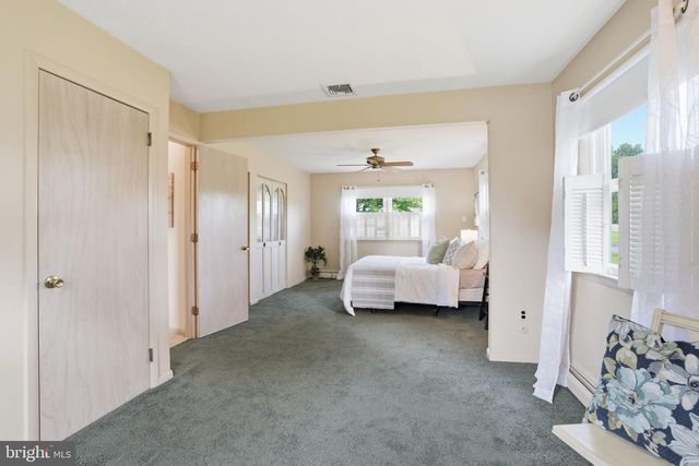 5986 WASHINGTON LN, Bensalem, PA 19020