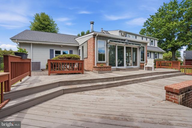 5986 WASHINGTON LN, Bensalem, PA 19020