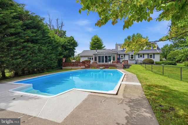 5986 WASHINGTON LN, Bensalem, PA 19020