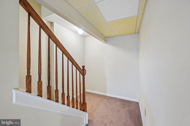 87 HORSESHOE DR, Douglassville, PA 19518