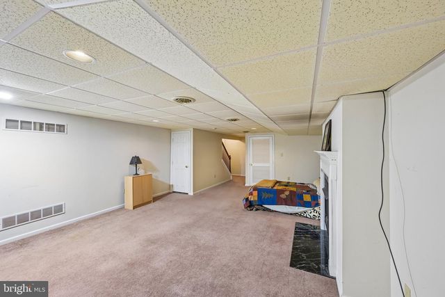 87 HORSESHOE DR, Douglassville, PA 19518