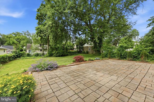208 E LAFAYETTE AVE, Magnolia, NJ 08049