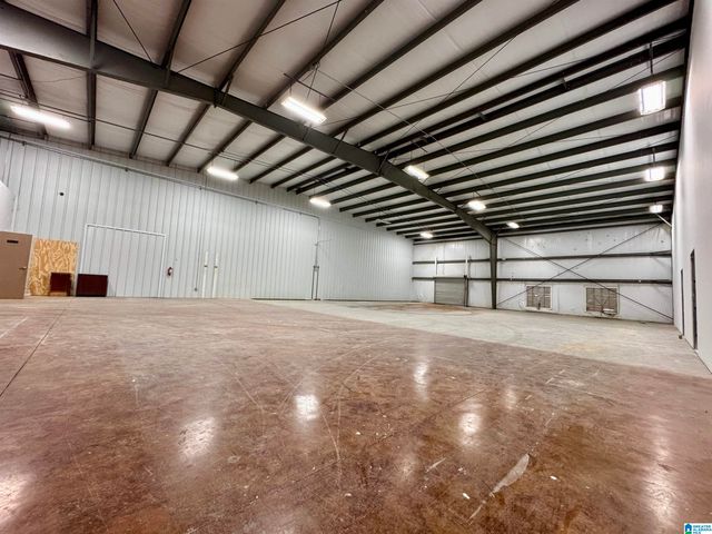 2115 E HIGHWAY 78 E, Anniston, AL 36207