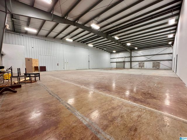 2115 E HIGHWAY 78 E, Anniston, AL 36207