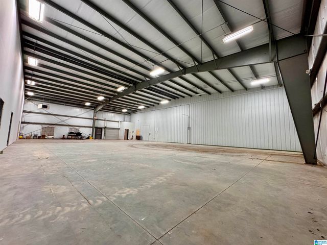2115 E HIGHWAY 78 E, Anniston, AL 36207
