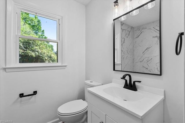 608 Winstead Street, Reidsville, NC 27320