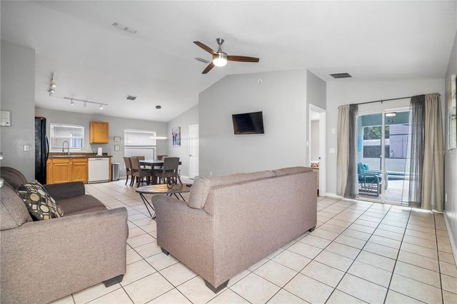 126 SUNDOWN COURT, Davenport, FL 33896