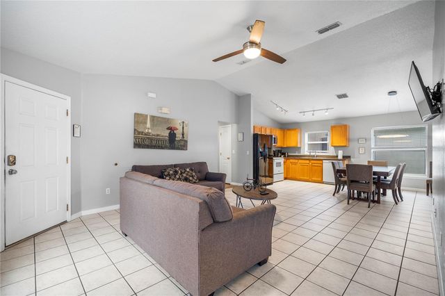 126 SUNDOWN COURT, Davenport, FL 33896