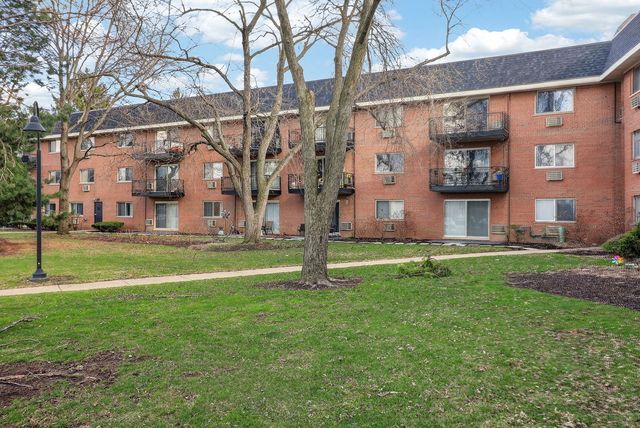 1188 Royal Glen Drive 311, Glen Ellyn, IL 60137