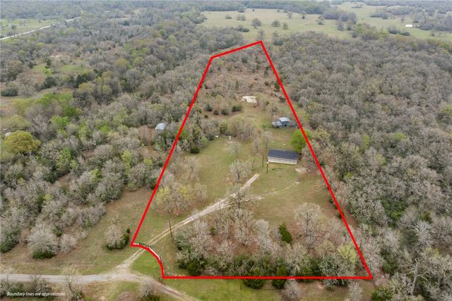 7111 Refugio Circle, Bedias, TX 77831