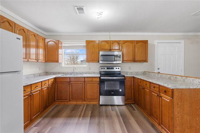 7111 Refugio Circle, Bedias, TX 77831