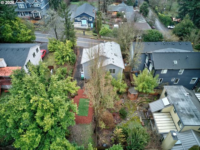 5021 Sw POMONA St, Portland, OR 97219