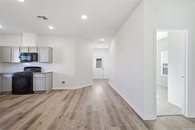 10714 WILLOW DL, Converse, TX 78109