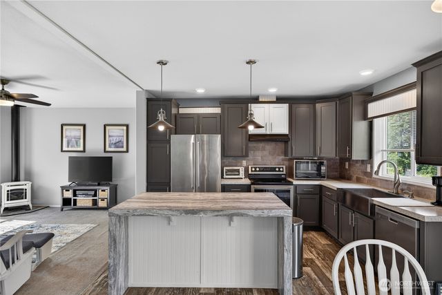 3973 Francis Road, Mount Vernon, WA 98273
