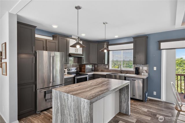 3973 Francis Road, Mount Vernon, WA 98273