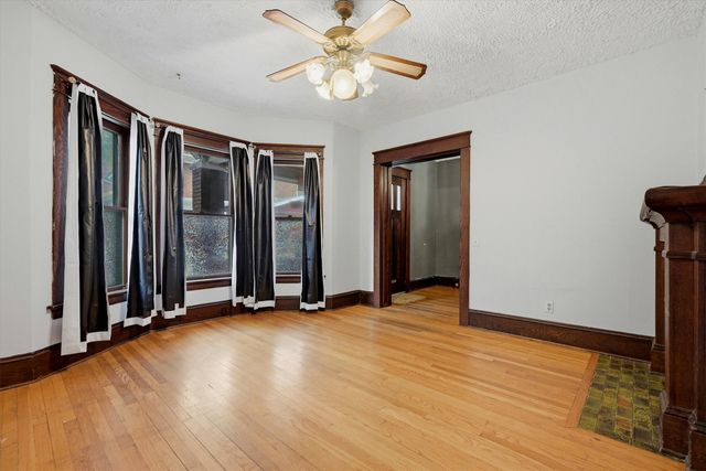 645 DOWNING Court, Erie, PA 16507