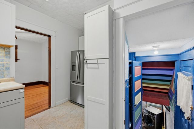 645 DOWNING Court, Erie, PA 16507