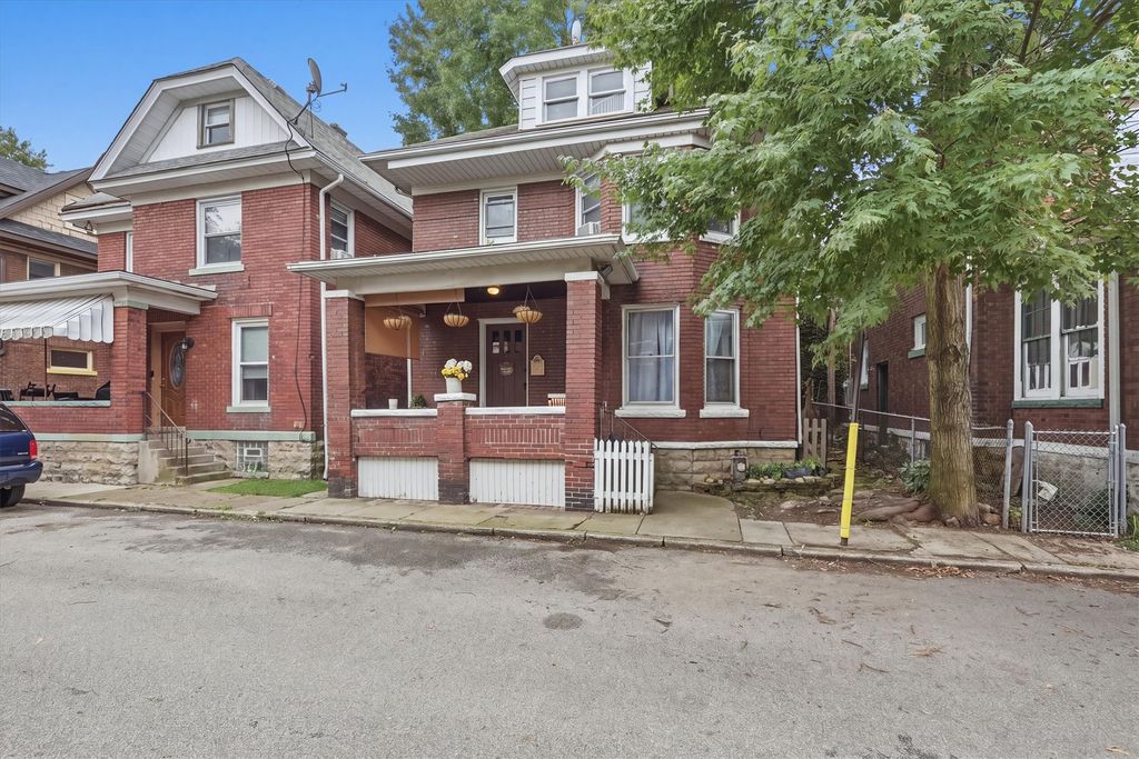 645 DOWNING Court, Erie, PA 16507