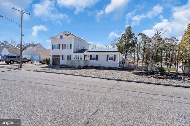 101 CLEARWATER DR, Forked River, NJ 08731