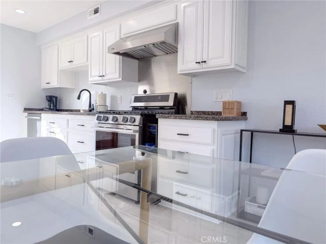 21865 Jinetes, Mission Viejo, CA 92691